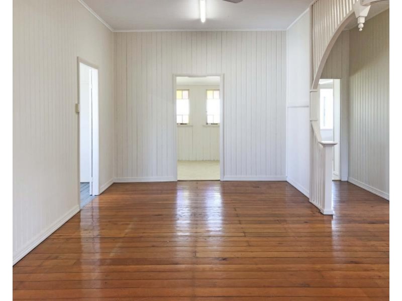 9 Wakefield Street, Allenstown QLD 4700